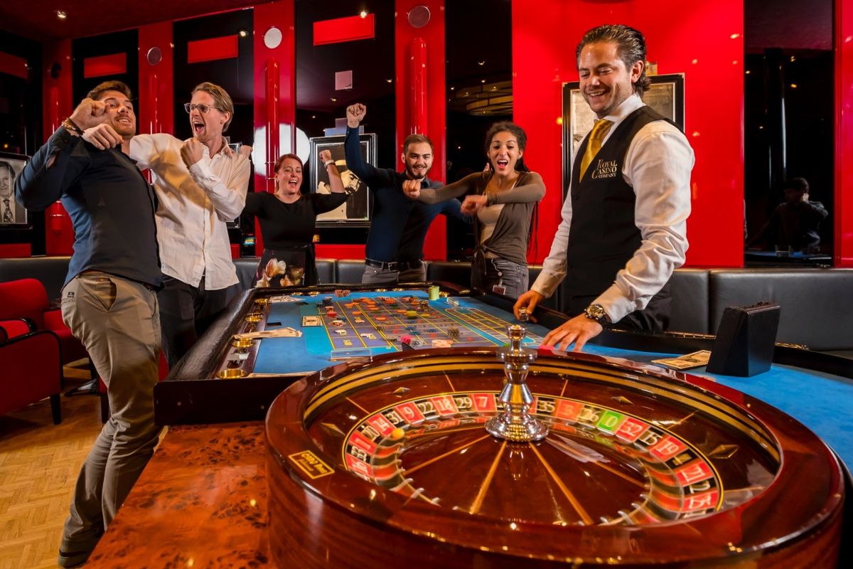 Piggy Riches Slot Welcome Bonus